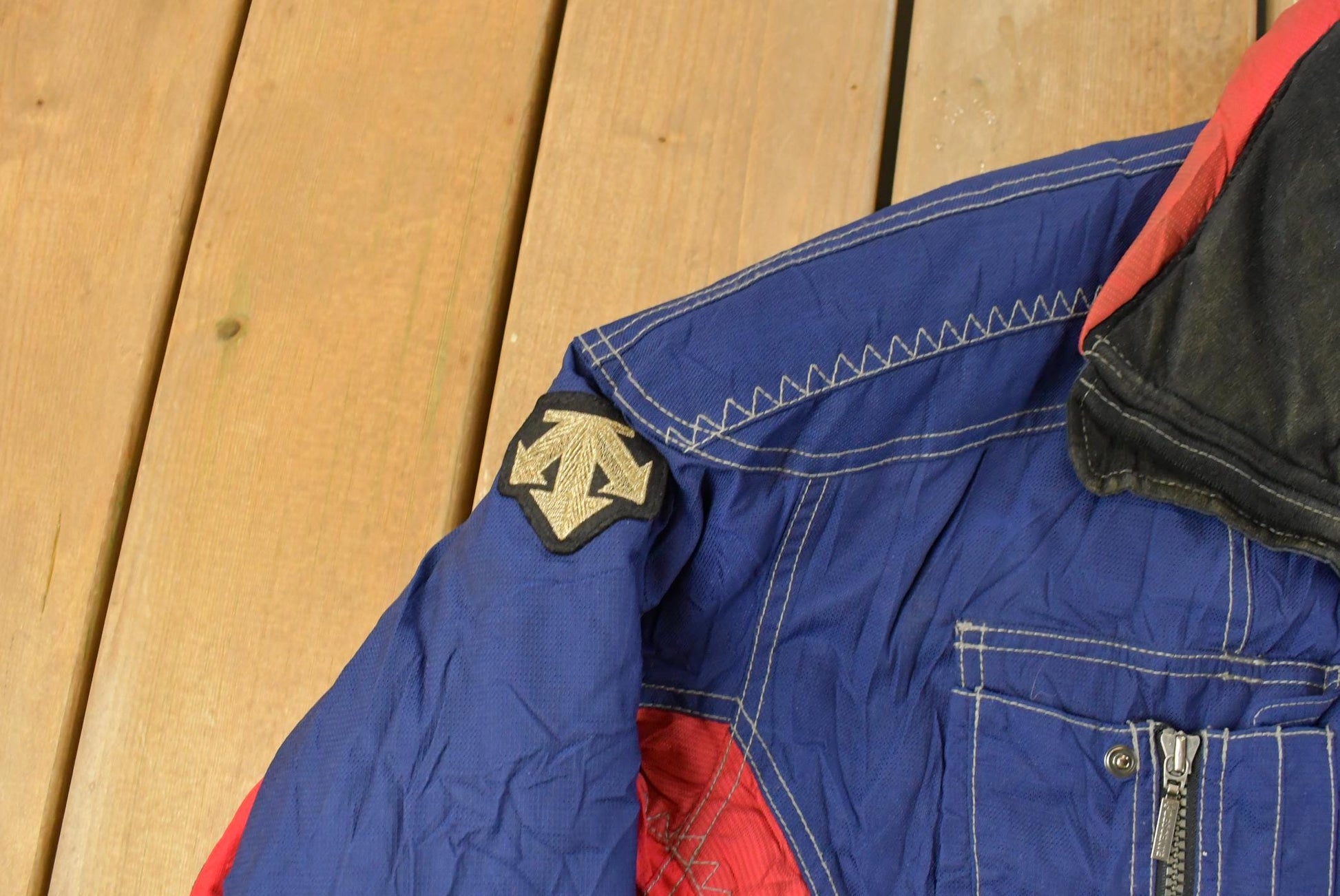 Vintage 1990s Descente Insulated Ski Jacket Men's Large from propervintagecanada