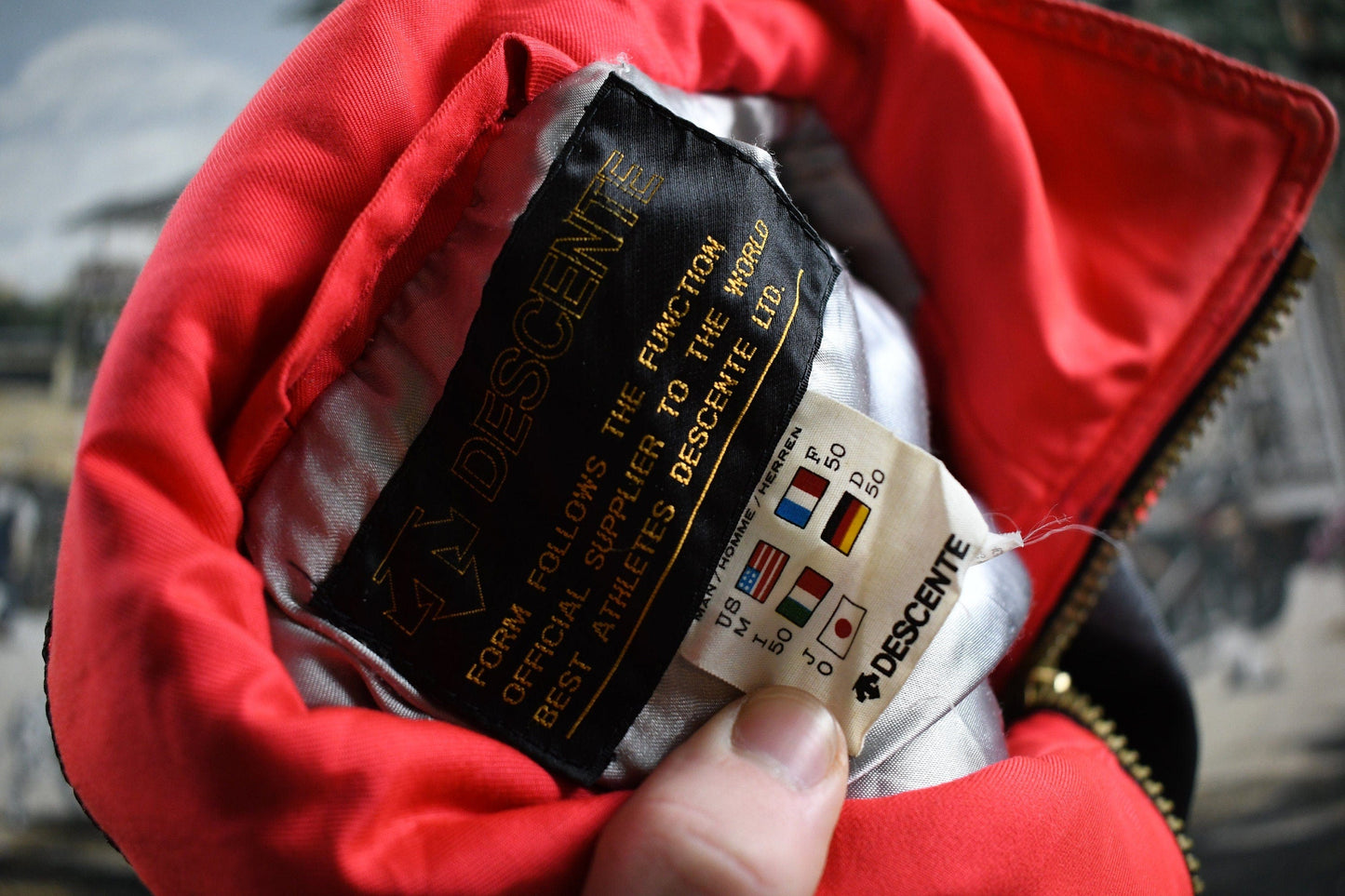 Vintage 1990s Descente Ski Snowboard Jacket Men's Medium from propervintagecanada