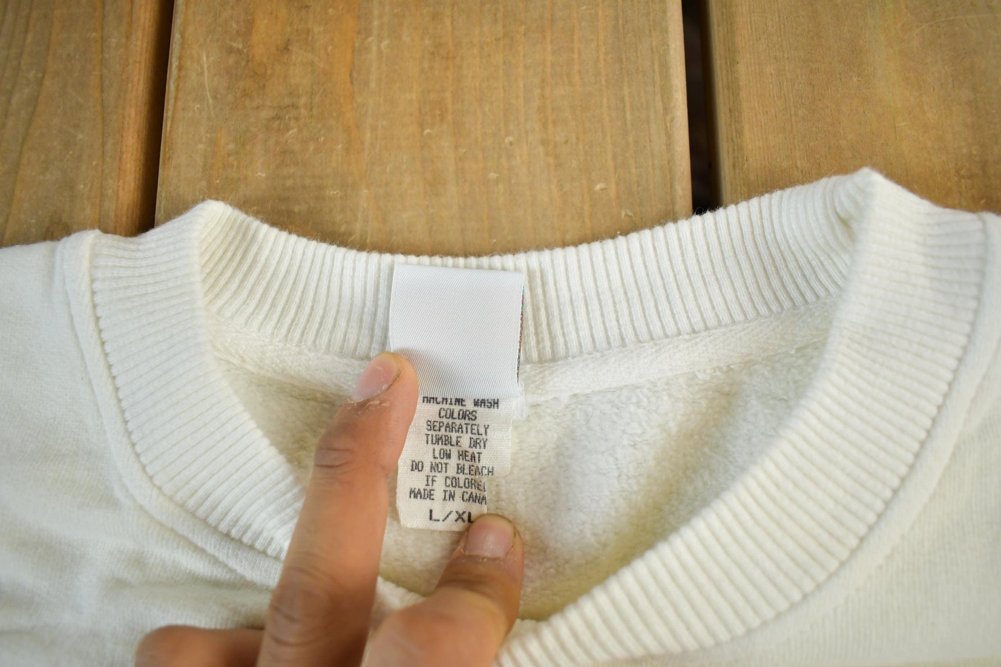 Vintage 1990s Desert Cactus Embroidered Crewneck Sweatshirt Men's L-XL from propervintagecanada