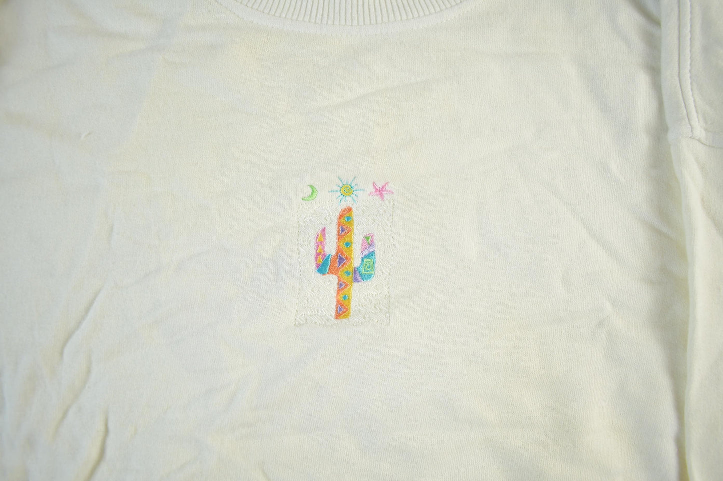 Vintage 1990s Desert Cactus Embroidered Crewneck Sweatshirt Men's L-XL from propervintagecanada