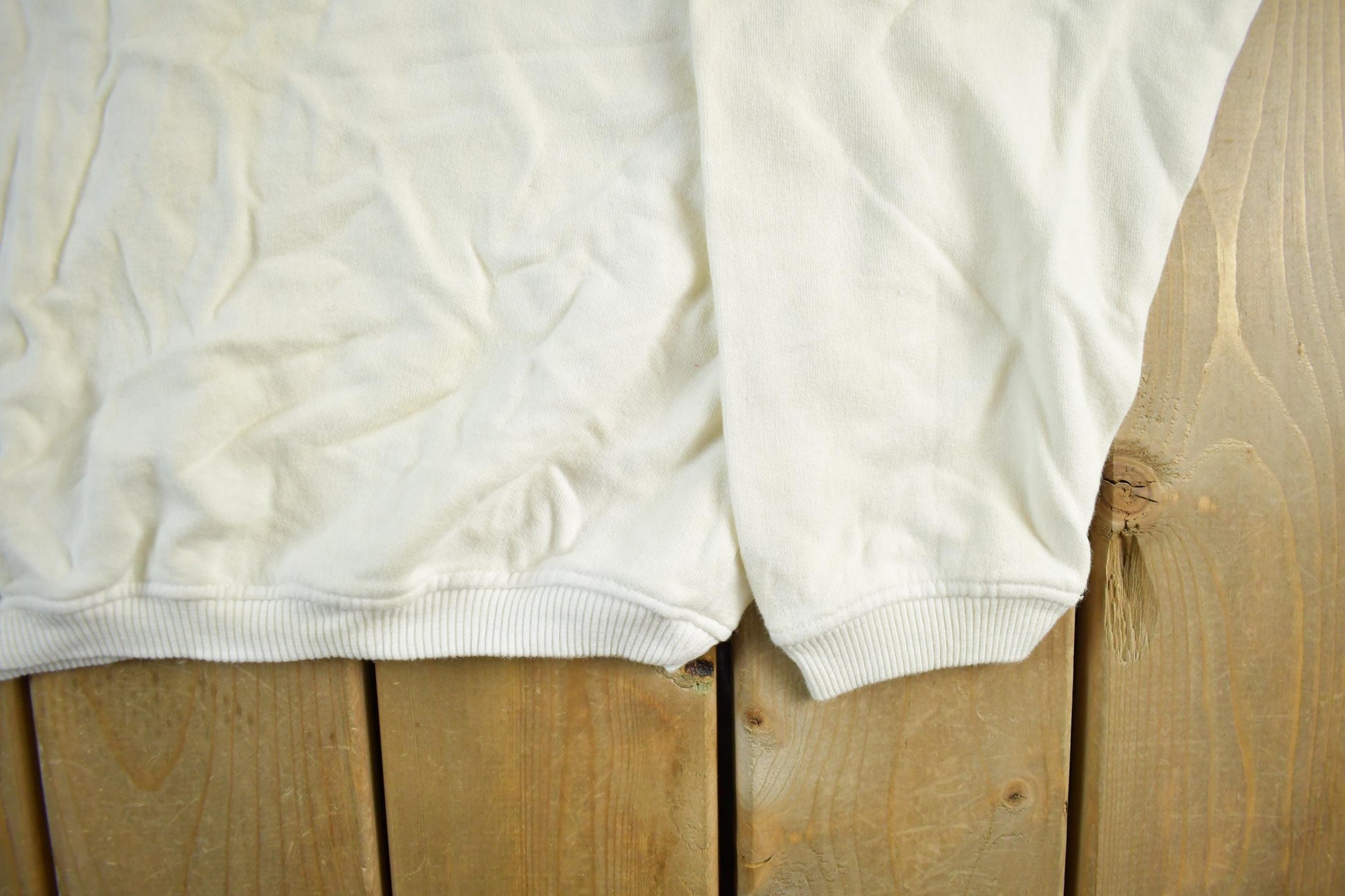 Vintage 1990s Desert Cactus Embroidered Crewneck Sweatshirt Men's L-XL from propervintagecanada