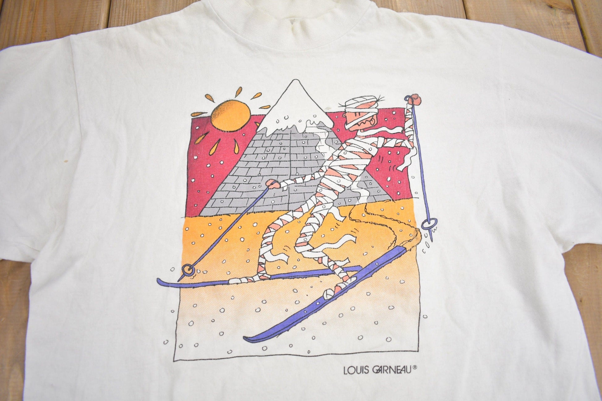 Vintage 1990s Desert Skiing Graphic Long Sleeve T Shirt Men's Large from propervintagecanada
