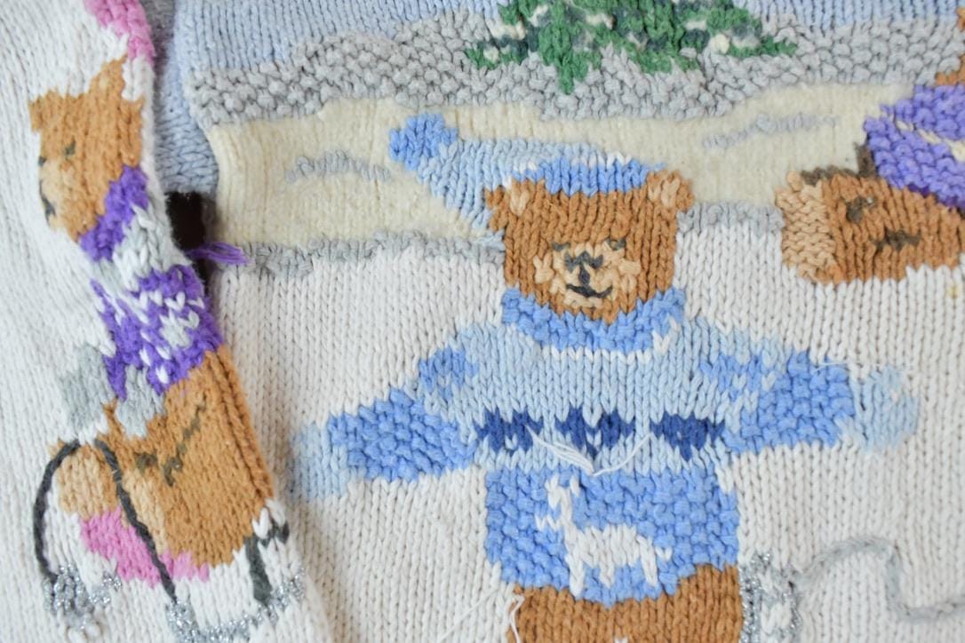 Vintage 1990s Design Options Cable Knit AOP Teddy Bear Crewneck Sweater Men's Large from propervintagecanada