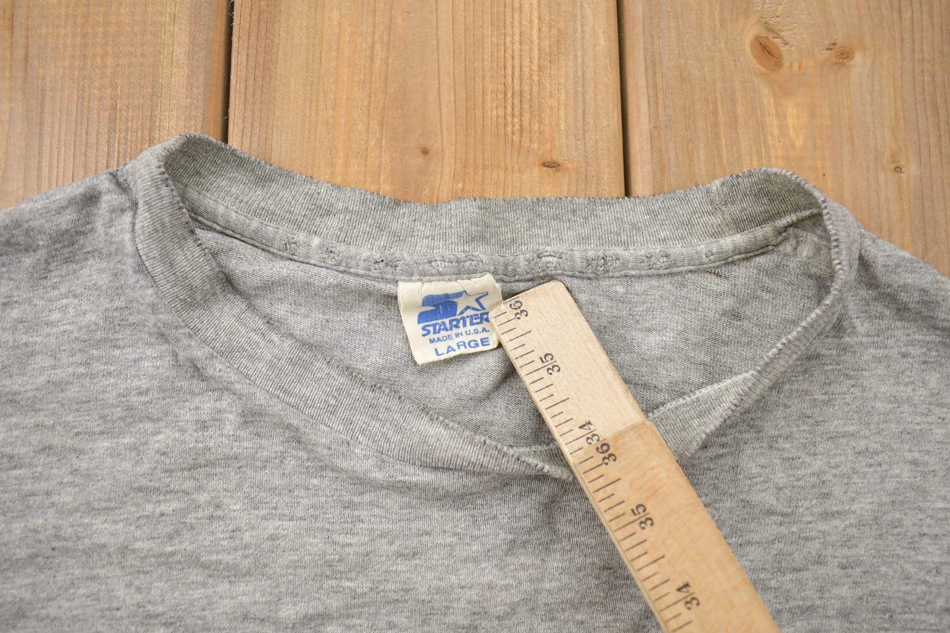 Vintage 1990s Detroit Lions Helmet NFL Starter Pro Line T Shirt Men's XL from propervintagecanada