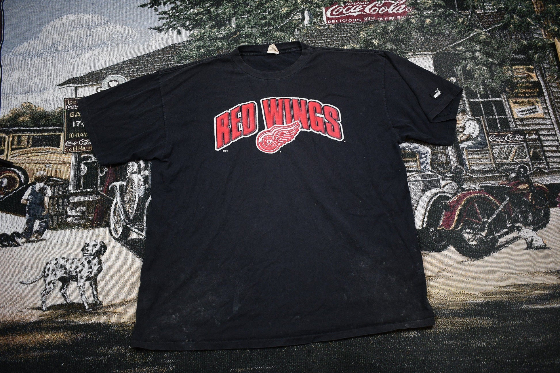 Vintage 1990s Detroit Red Wings NHL Graphic T Shirt Men's XL from propervintagecanada