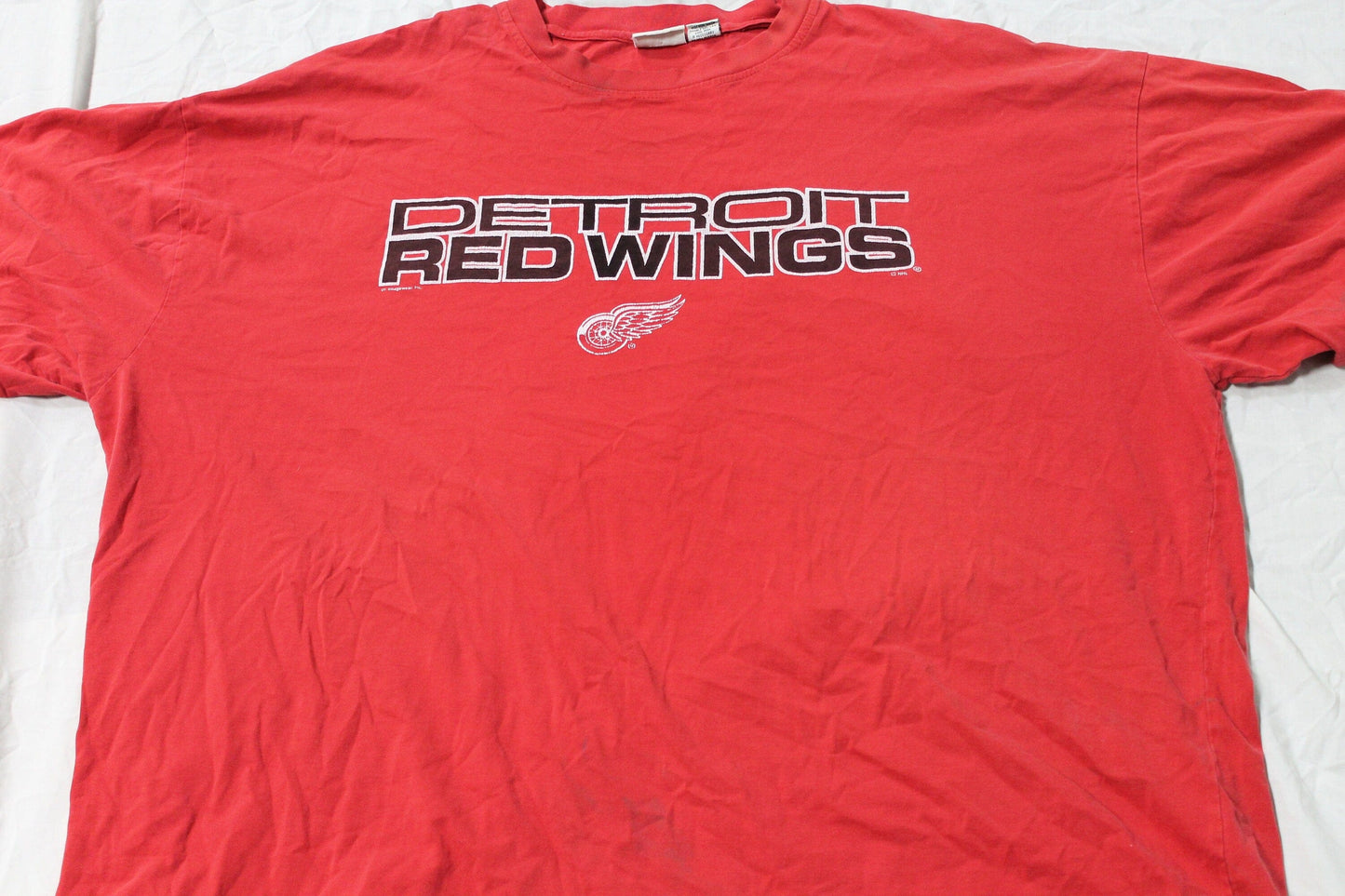 Vintage 1990s Detroit Red Wings NHL Hockey Graphic T Shirt Men's 4XL from propervintagecanada