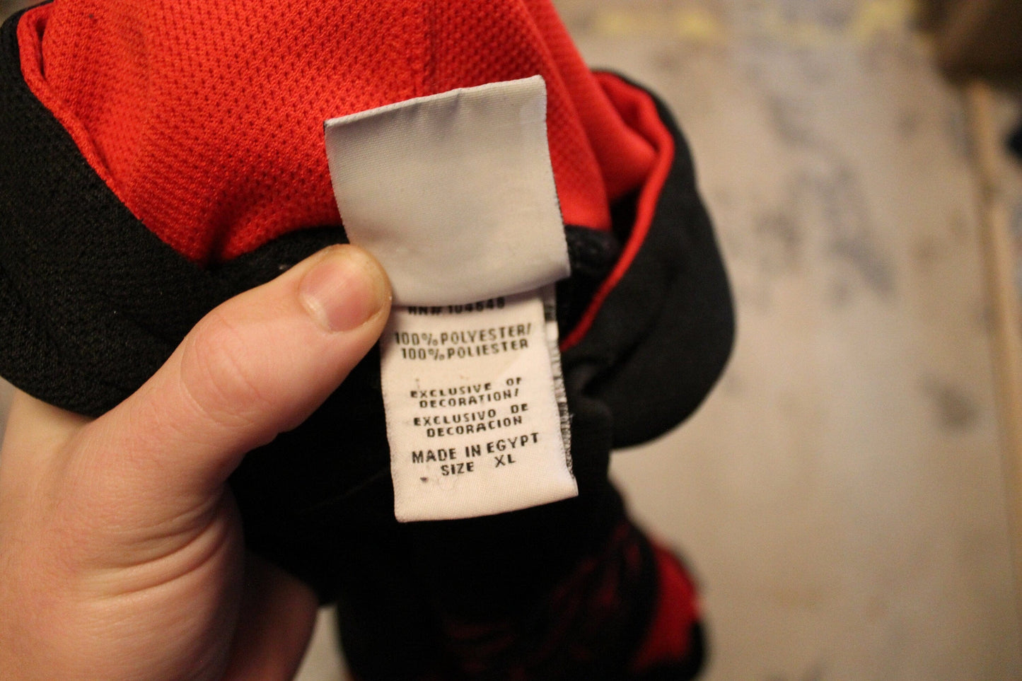 Vintage 1990s Detroit Red Wings NHL Hoodie Men's XL from propervintagecanada