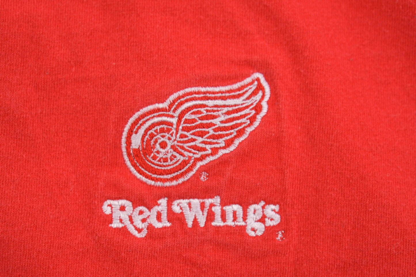 Vintage 1990s Detroit Red Wings NHL Pro Player Crewneck Sweatshirt Men's Large from propervintagecanada
