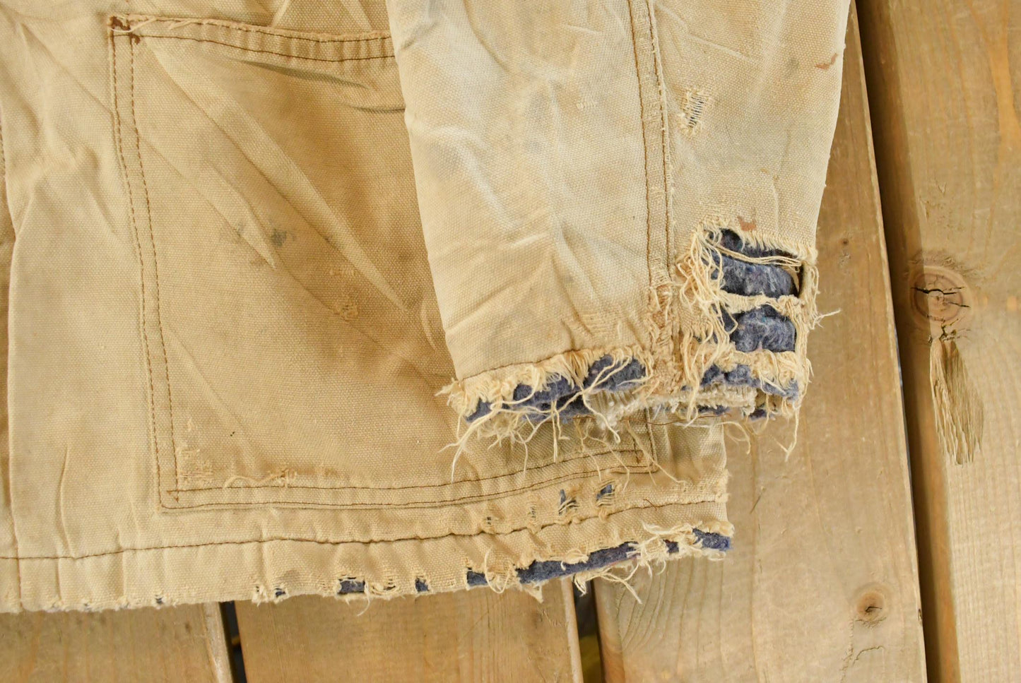 Vintage 1990s Dickies Blanket Lined Distressed Chore Jacket Men's Medium / 90s Dickies / Denim Jacket / Vintage Workwear / Barn Coat from propervintagecanada