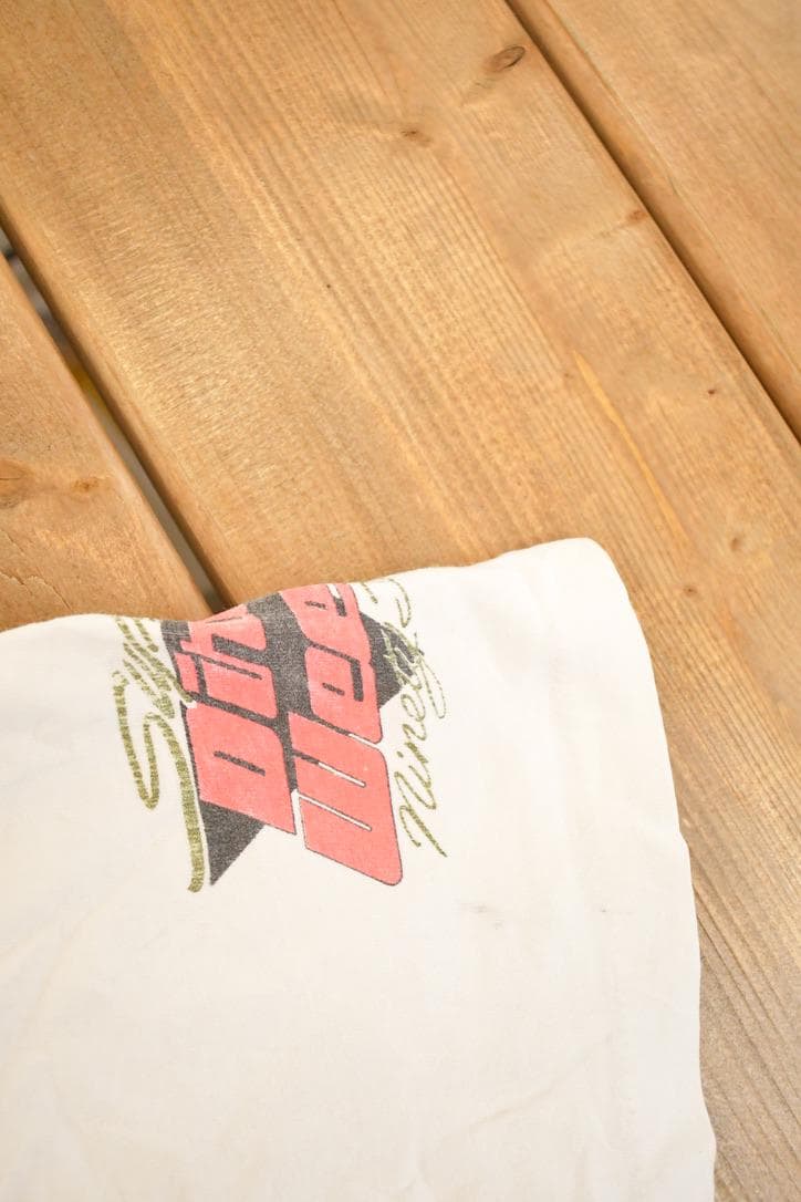 Vintage 1990s Dirt Week Souvenir Racing T-Shirt Men's L from propervintagecanada