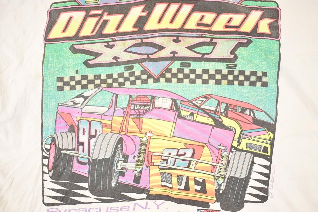 Vintage 1990s Dirt Week Souvenir Racing T-Shirt Men's L from propervintagecanada