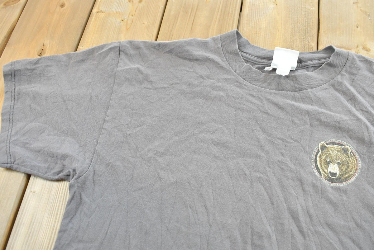 Vintage 1990s Discovery Channel Grizzly Bear T-Shirt Mens XL from propervintagecanada