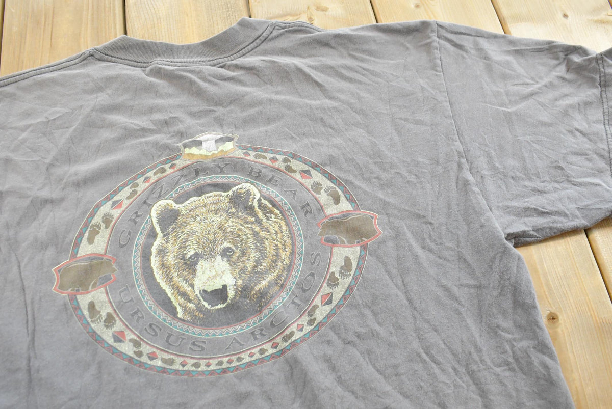 Vintage 1990s Discovery Channel Grizzly Bear T-Shirt Mens XL from propervintagecanada