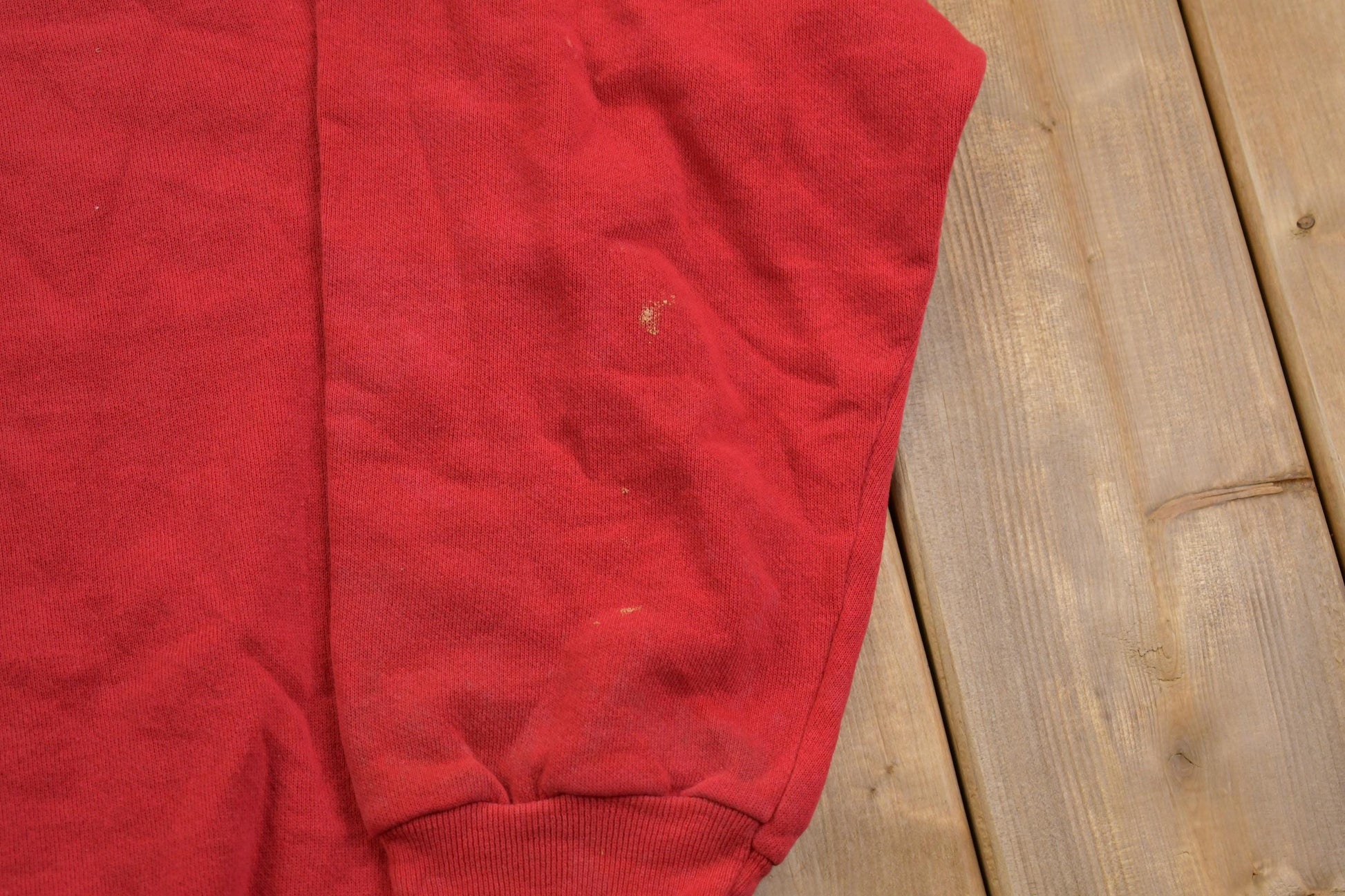 Vintage 1990s Discus Active Boxy Sun-faded Crewneck Sweatshirt Men's XL from propervintagecanada