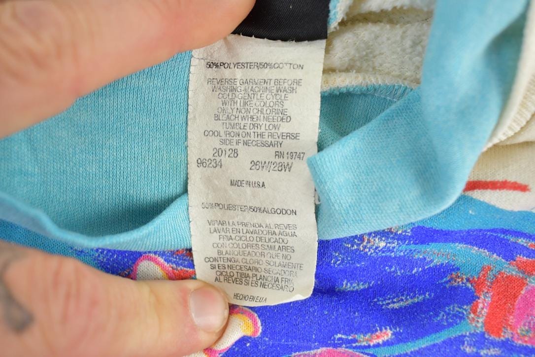 Vintage 1990s Disney Crewneck Mens M from propervintagecanada