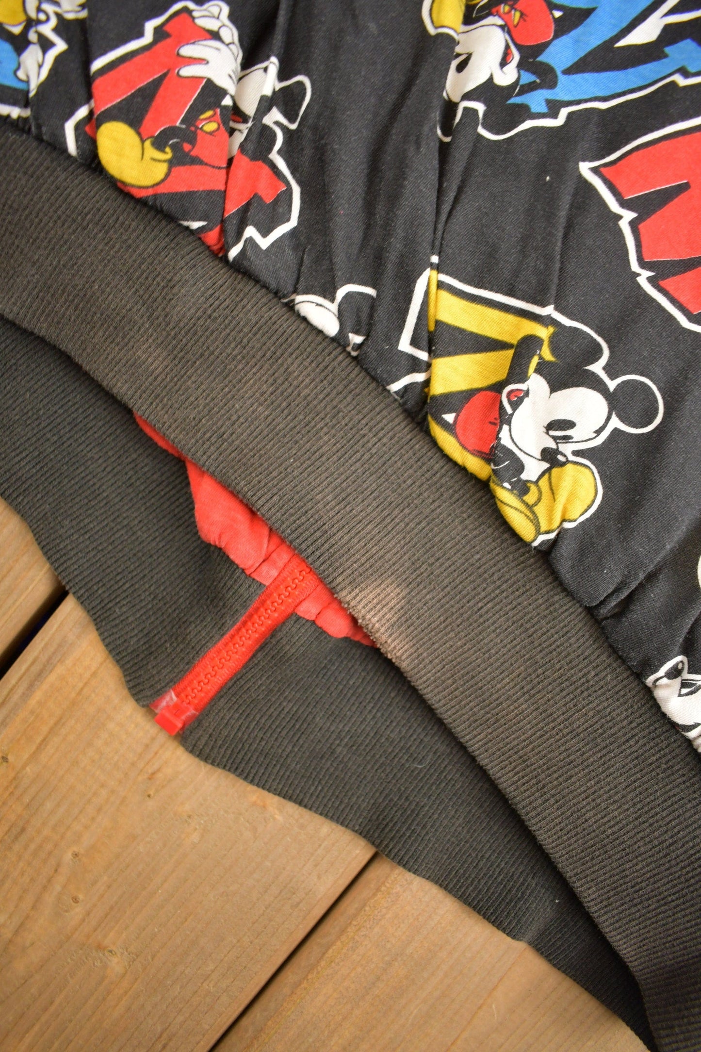 Vintage 1990s Disney Mickey Mouse All Over Print Reversible Jacket Men's Large from propervintagecanada