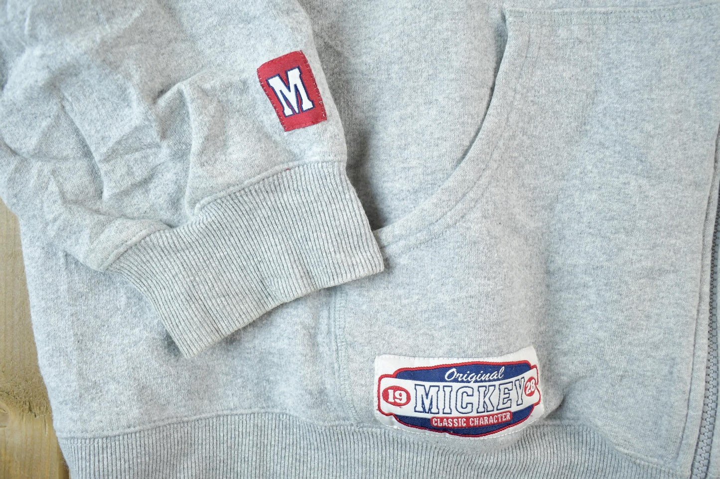 Vintage 1990s Disney Store Full Zip Hoodie Mens XL from propervintagecanada