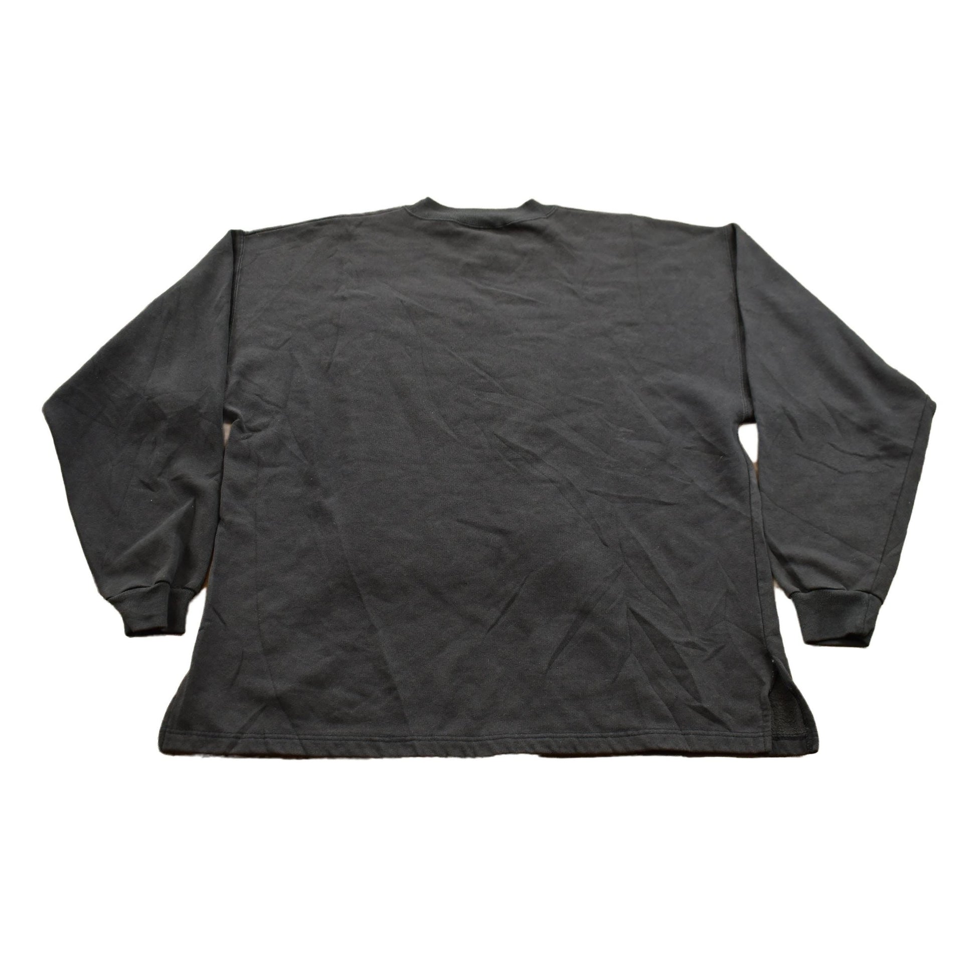 Vintage 1990s Disneyland Paris Crewneck Sweatshirt Men's Large from propervintagecanada