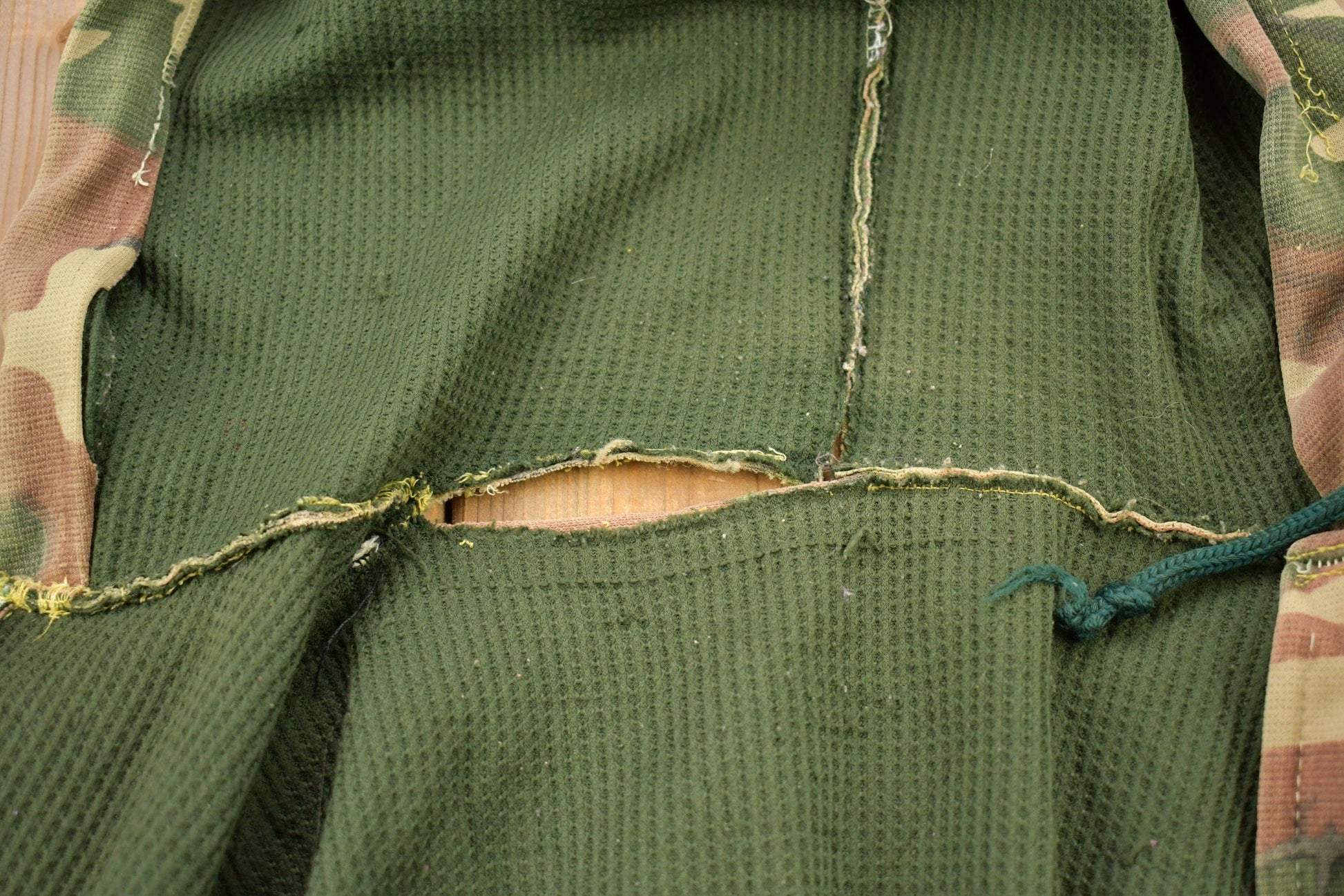 Vintage 1990s Distressed Camouflage Zip Up Hoodie Men's Small from propervintagecanada