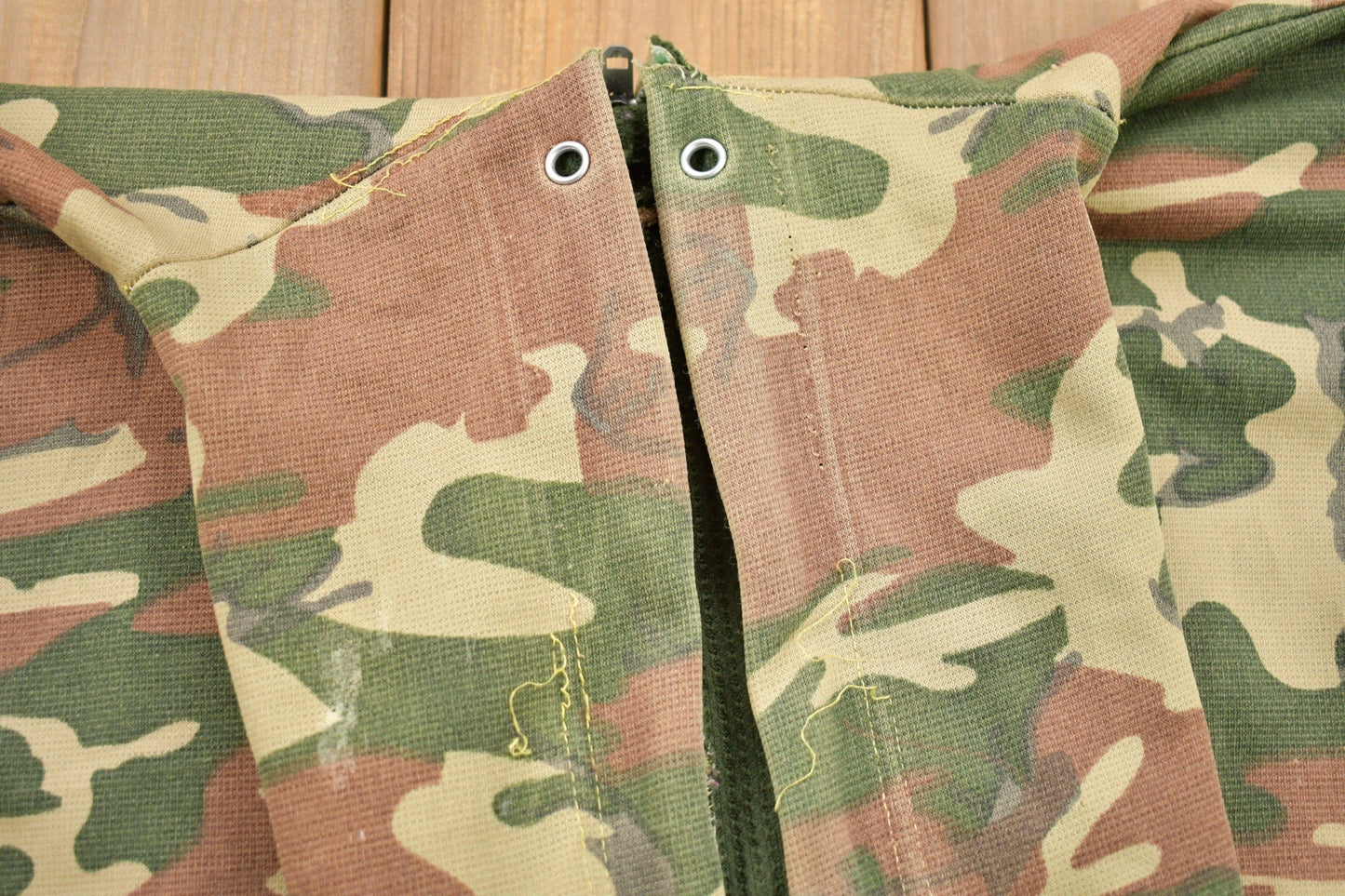 Vintage 1990s Distressed Camouflage Zip Up Hoodie Men's Small from propervintagecanada