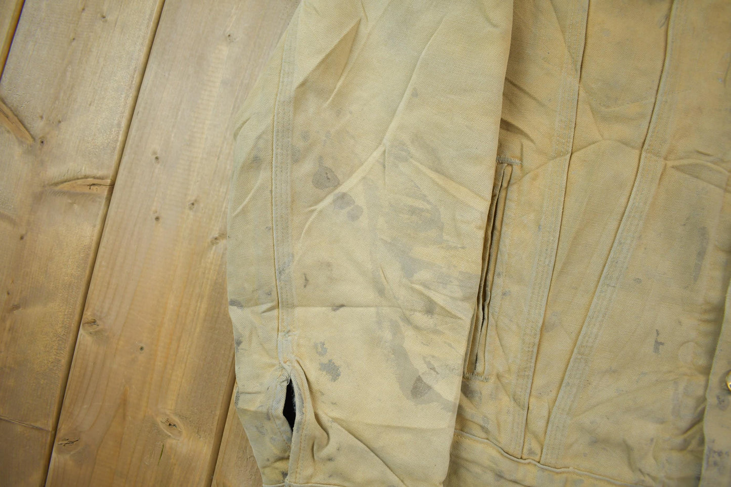 Vintage 1990s Distressed Carhartt Blanket Lined Button Down Jacket Men's L from propervintagecanada