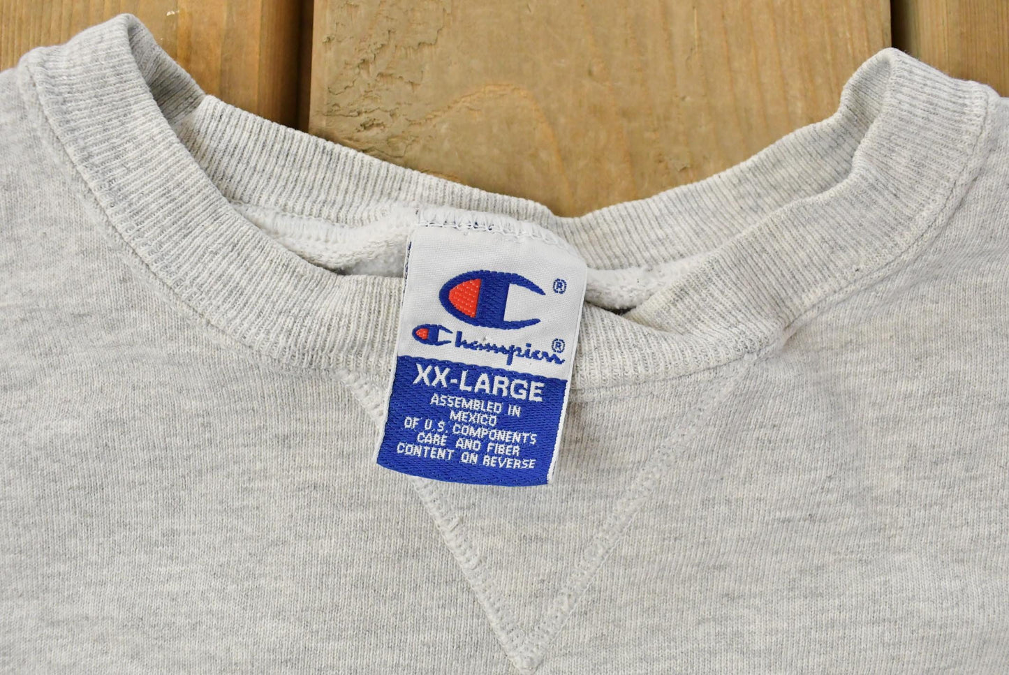 Vintage 1990s Distressed Dallas Cowboys NFL Crewneck Sweatshirt Men's 2XL / Football / Sportswear / NFL Graphic / Champion from propervintagecanada