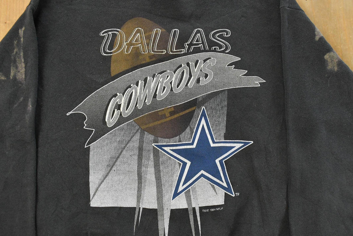 Vintage 1990s Distressed Dallas Cowboys NFL Crewneck Sweatshirt Men's M from propervintagecanada