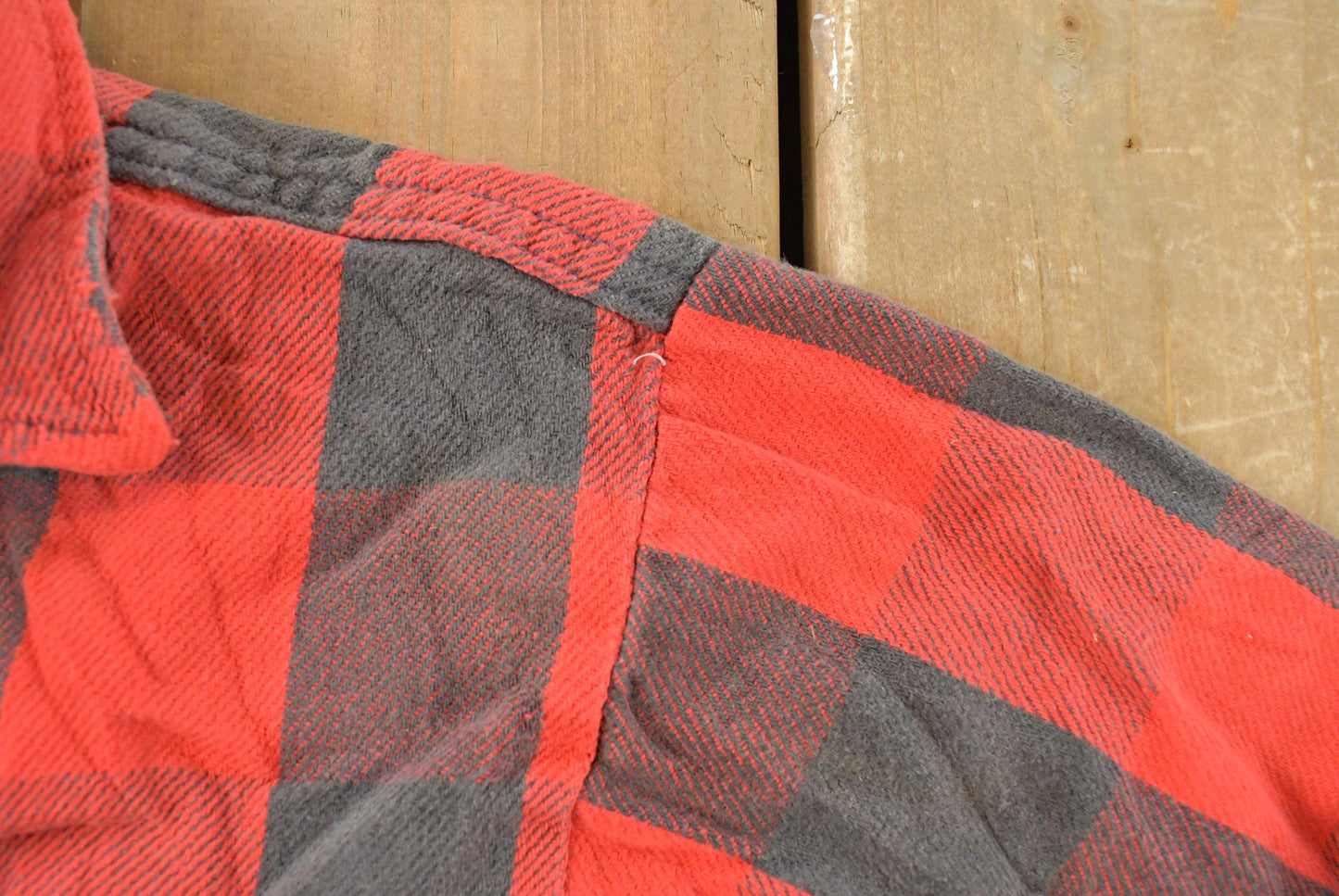 Vintage 1990s Distressed Five Brother Plaid Flannel Button Up Shirt Men's Large from propervintagecanada