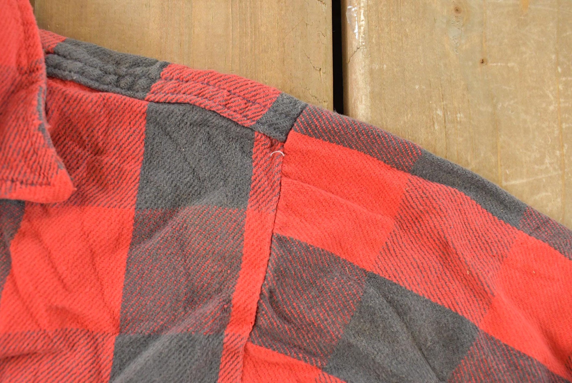 Vintage 1990s Distressed Five Brother Plaid Flannel Button Up Shirt Men's Large from propervintagecanada