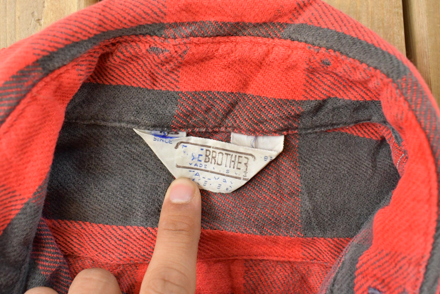 Vintage 1990s Distressed Five Brother Plaid Flannel Button Up Shirt Men's Large from propervintagecanada