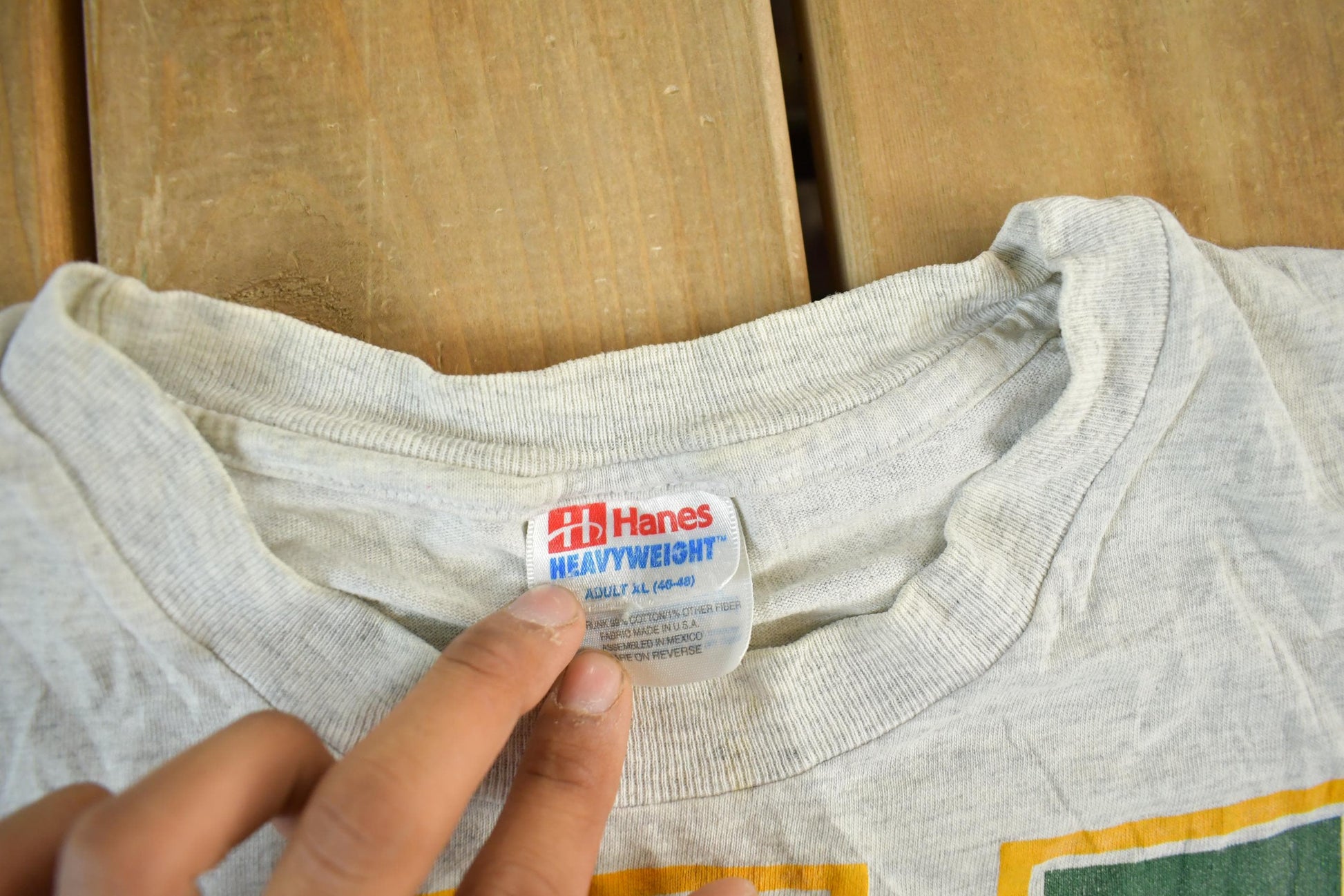 Vintage 1990s Distressed Green Bay Packers NFL Graphic T Shirt Men's XL from propervintagecanada