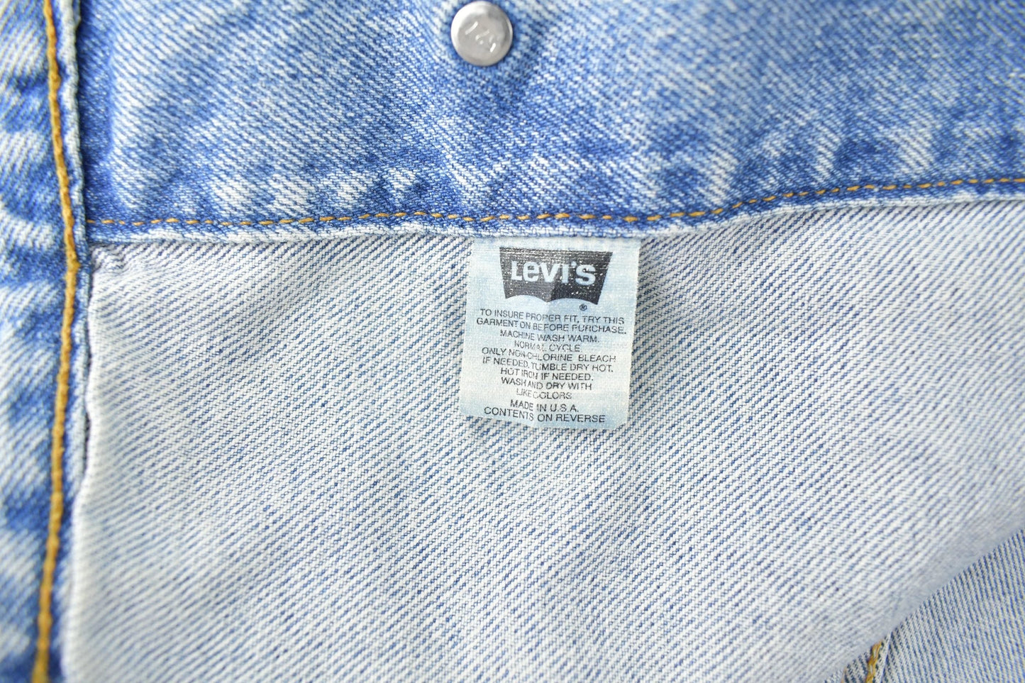 Vintage 1990s Distressed Jean Jacket Size XL Men's Large from propervintagecanada