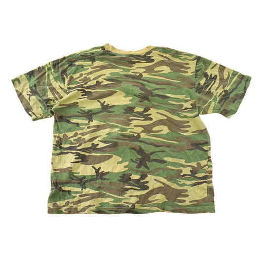 Vintage 1990s Distressed Woodland Camo T-Shirt Men's Large from propervintagecanada