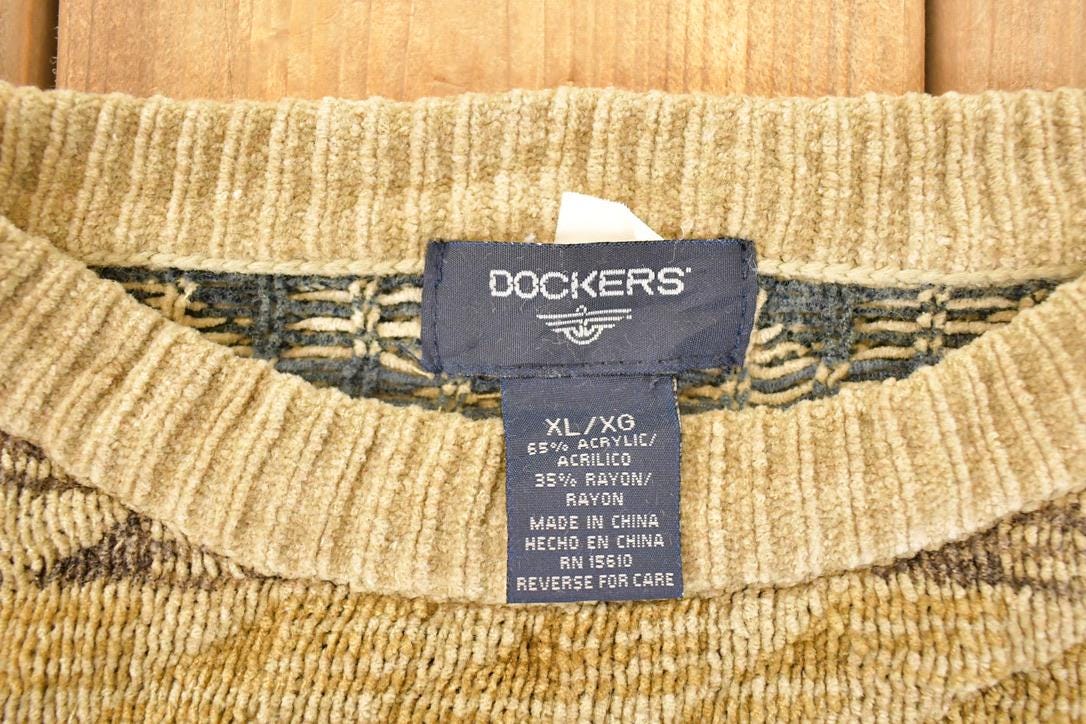 Vintage 1990s Dockers Abstract Knit Crewneck Sweater Men's L from propervintagecanada