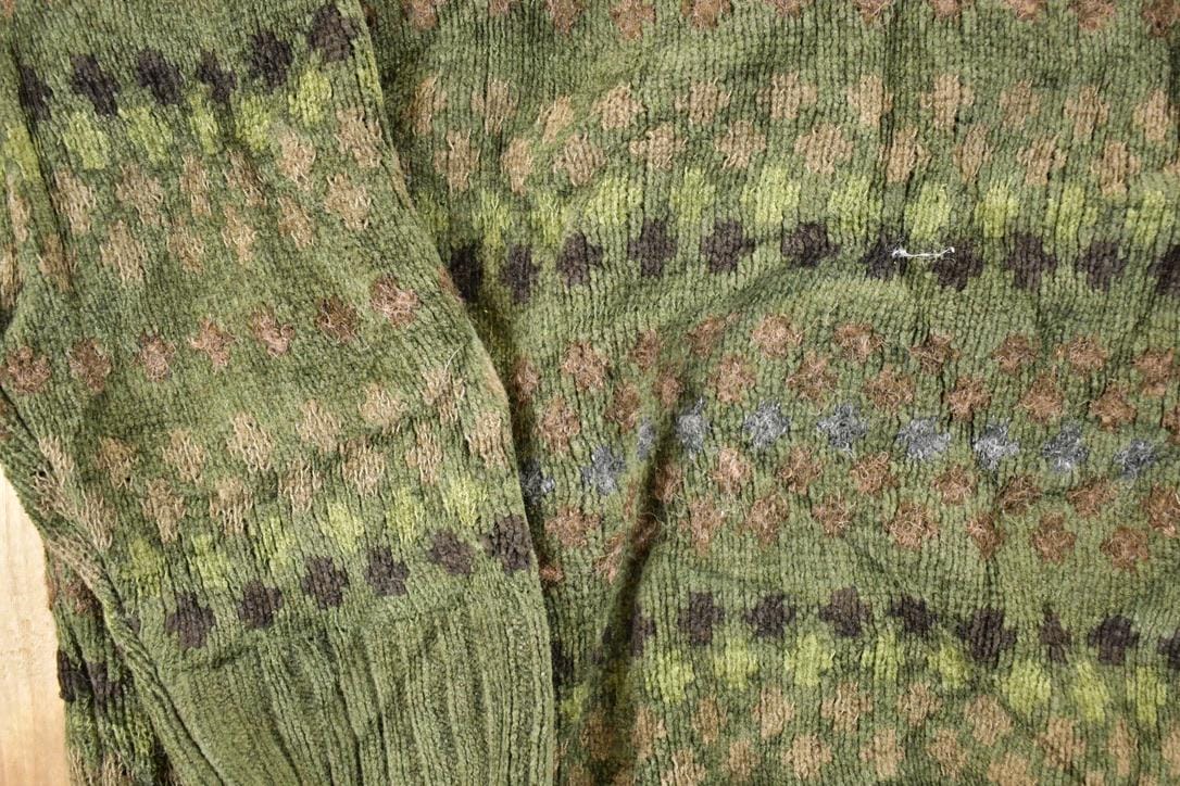 Vintage 1990s Dockers Striped Knit Crewneck Sweater Men's L from propervintagecanada