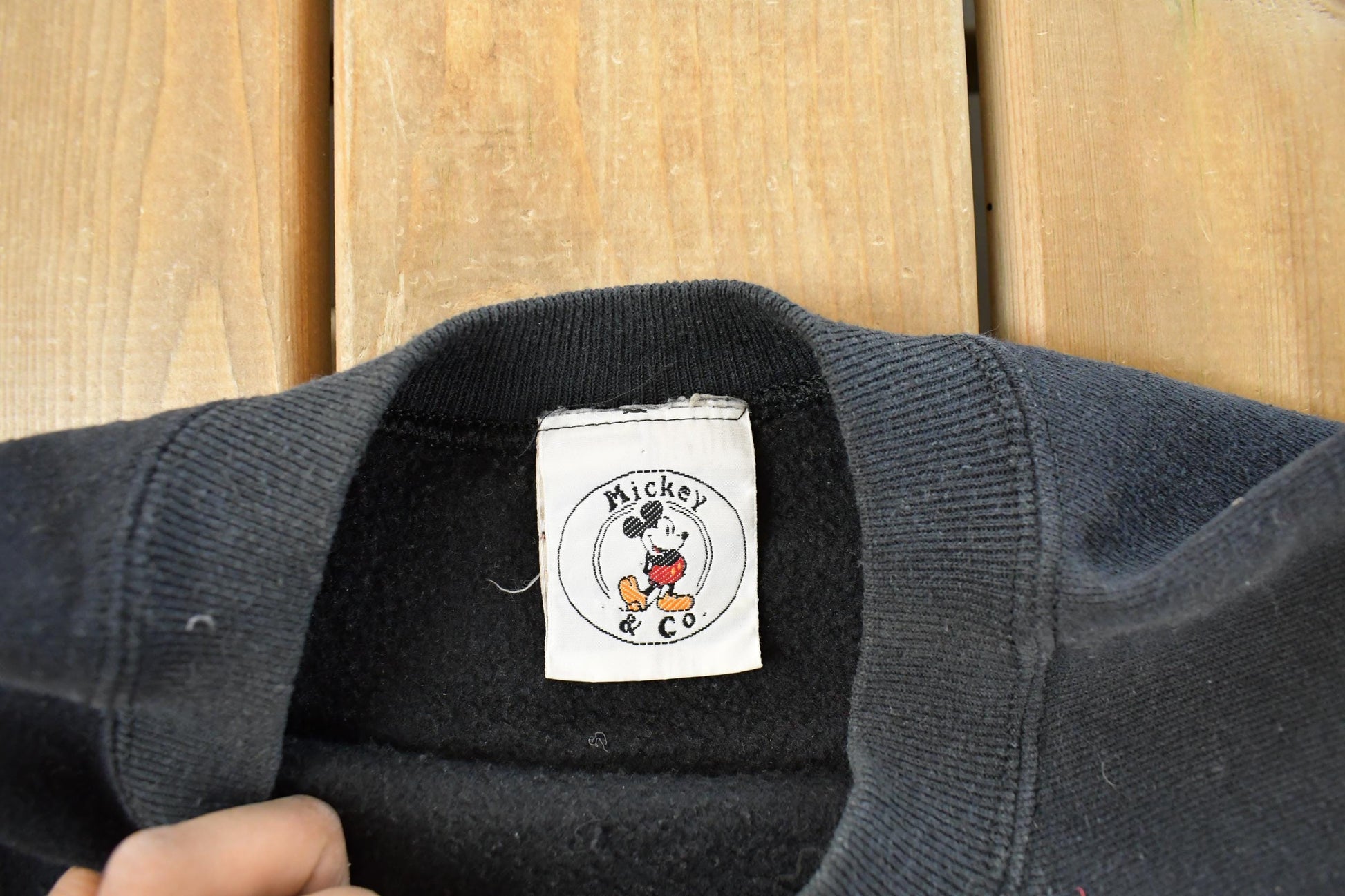 Vintage 1990s Donald Duck Disney Crewneck Sweatshirt Men's Large from propervintagecanada