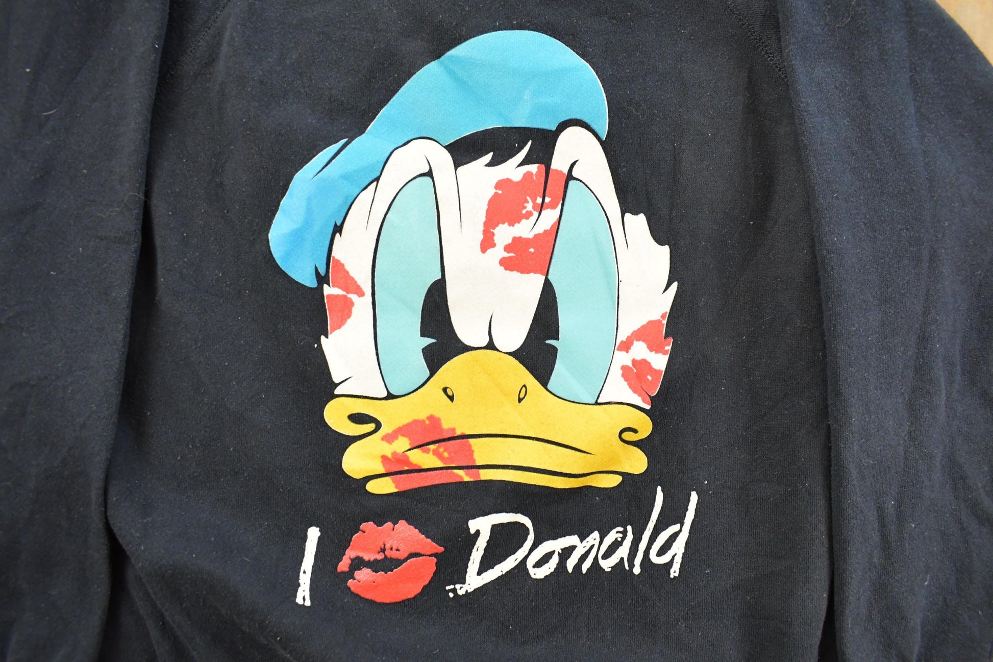 Vintage 1990s Donald Duck Disney Crewneck Sweatshirt Men's Large from propervintagecanada