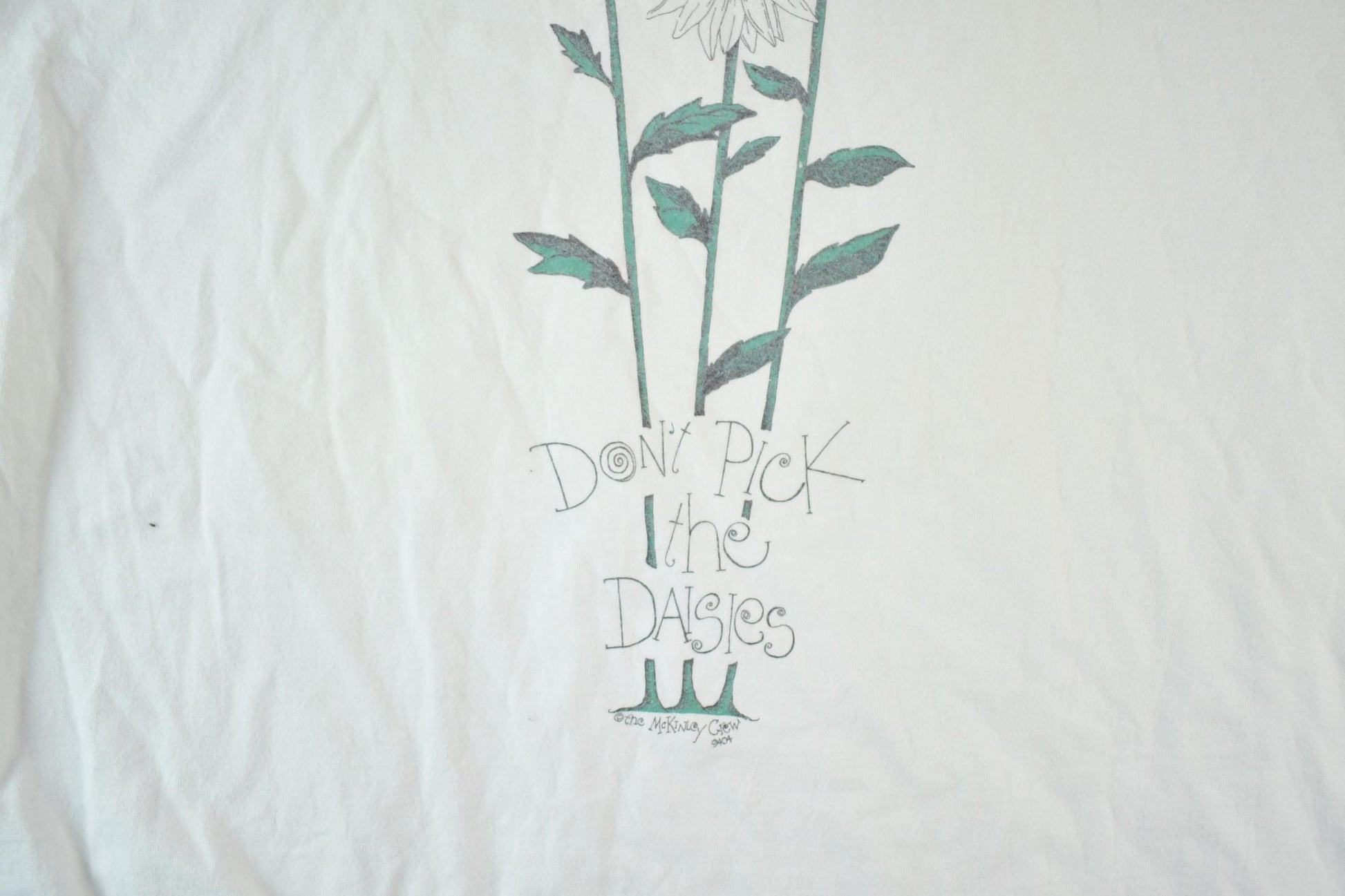 Vintage 1990s Dont Pick The Daisies Flowers Souvenir Single Stitch Graphic Print T-Shirt Men's XL from propervintagecanada