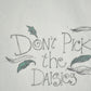 Vintage 1990s Dont Pick The Daisies Flowers Souvenir Single Stitch Graphic Print T-Shirt Men's XL from propervintagecanada