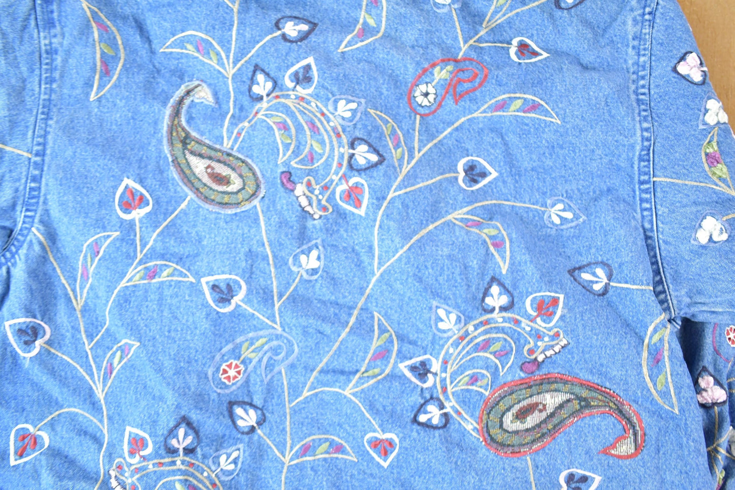 Vintage 1990s Dressbarn Womens AOP Western Style Paisley Denim Button Up Shirt Womens XL from propervintagecanada