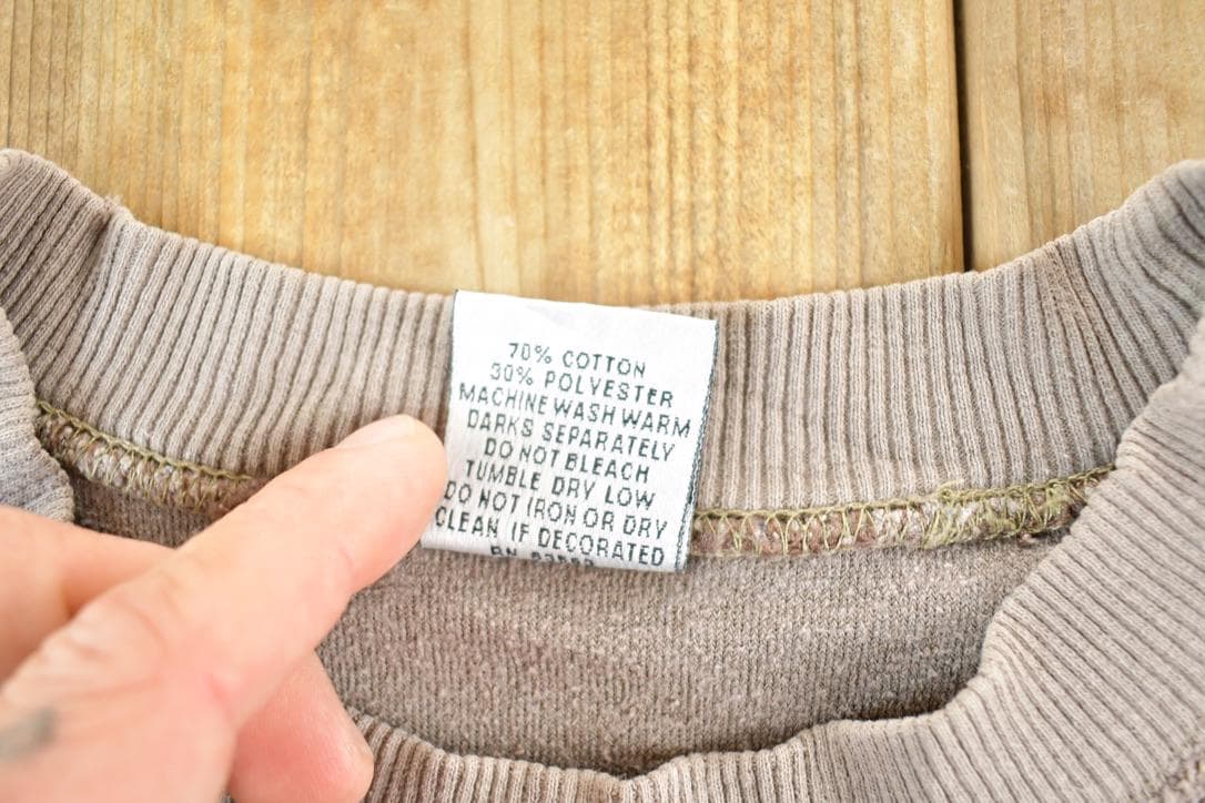 Vintage 1990s Ducks Unlimited Crewneck Sweatshirt Mens S from propervintagecanada