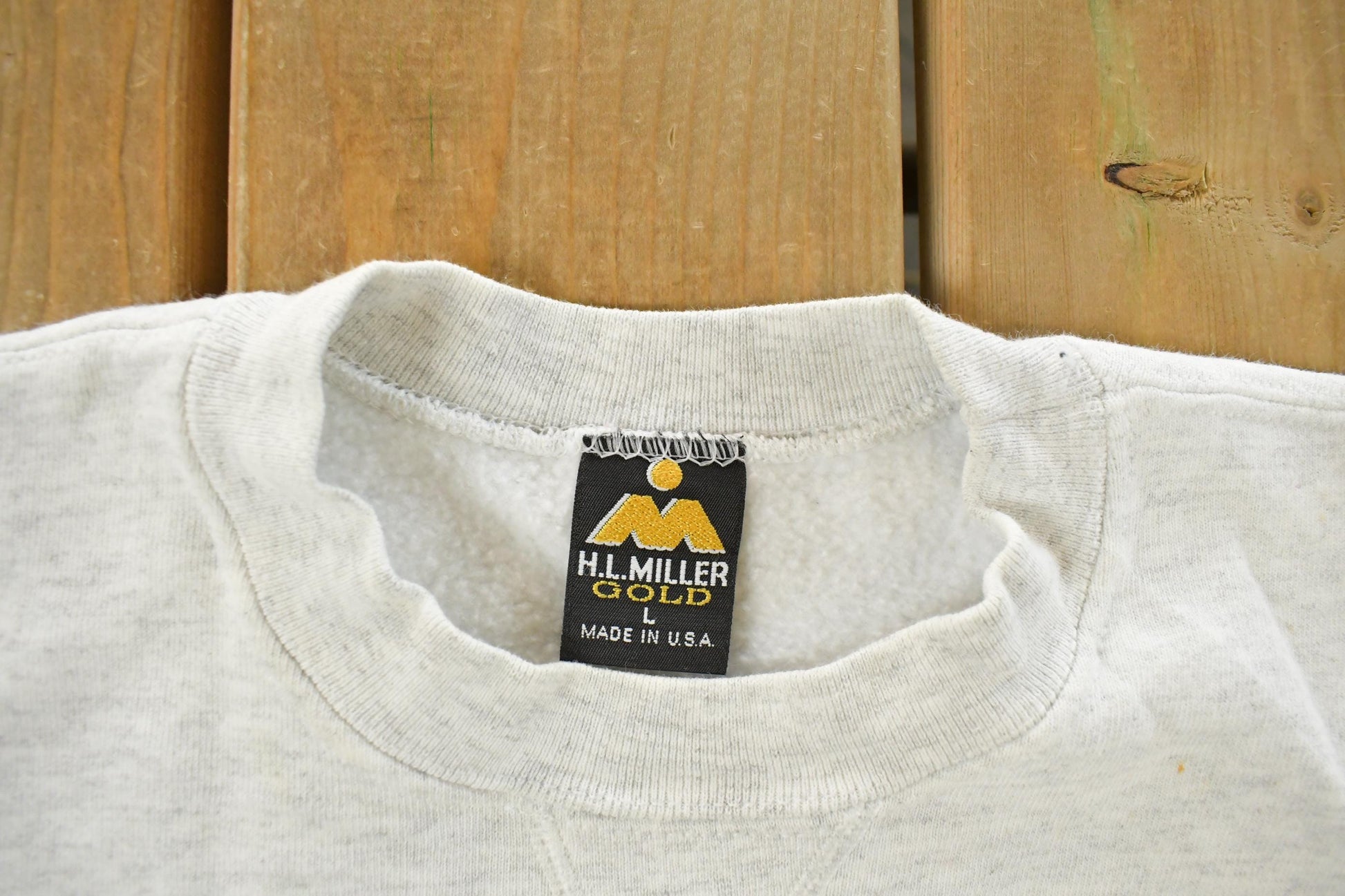 Vintage 1990s Duquesne University Crewneck Sweatshirt Mens L from propervintagecanada