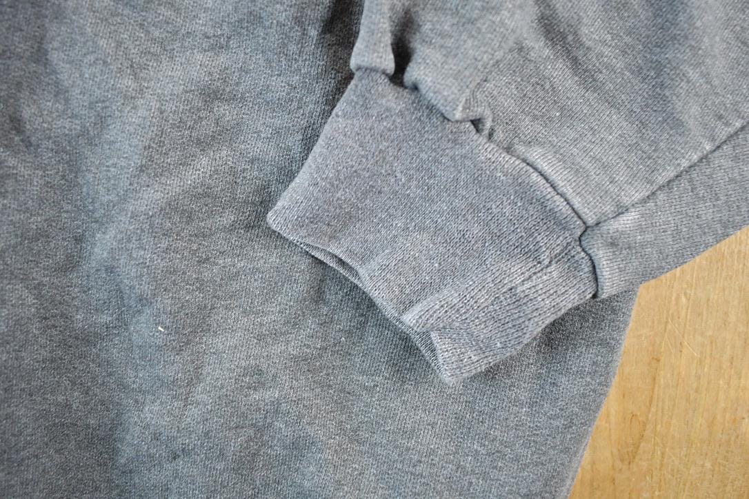 Vintage 1990s DWU Tigers University Crewneck Mens L from propervintagecanada