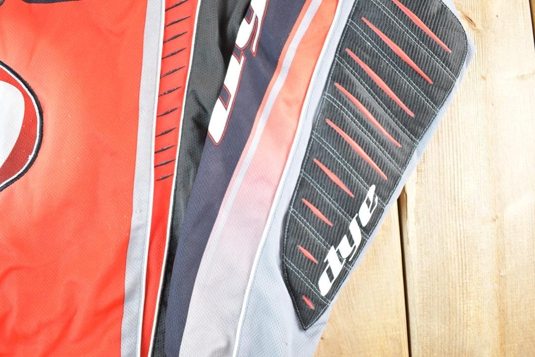 Vintage 1990s Dye Crummer Racing Crewneck Sweatshirt Mens L from propervintagecanada