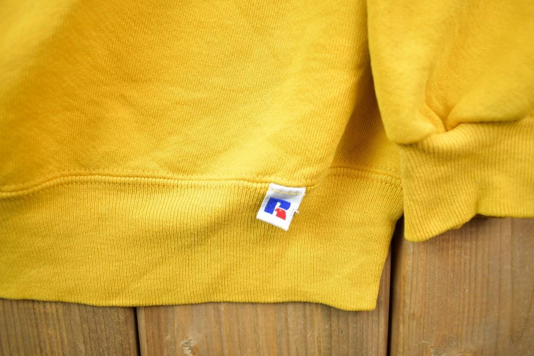 Vintage 1990s East Carolina Russel Crewneck Sweatshirt Men's Large from propervintagecanada