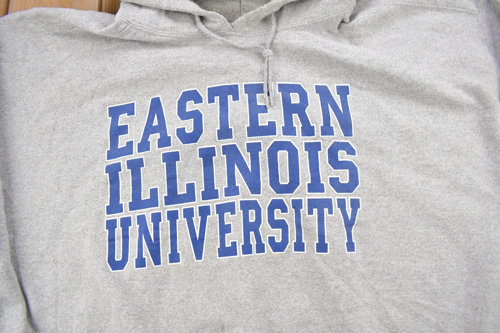 Vintage 1990s Eastern Illinois University Collegiate Hoodie Men's 2XL from propervintagecanada