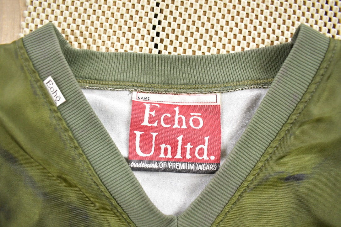 Vintage 1990s Ecko Unlimited Pull Over Windbreaker Jacket from propervintagecanada