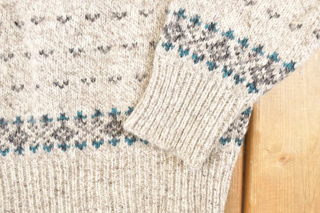 Vintage 1990s Eddie Bauer Abstract Wool Knit Sweater Men's M from propervintagecanada