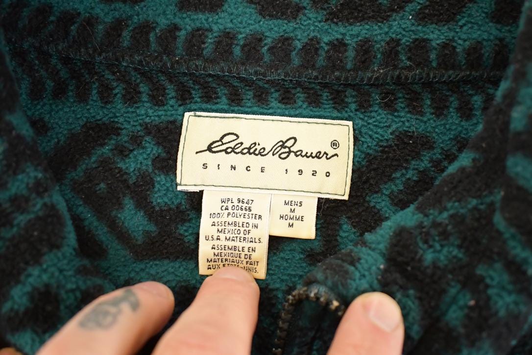 Vintage 1990s Eddie Bauer AOP Pocket Fleece Full Zip Sweater Men's L from propervintagecanada