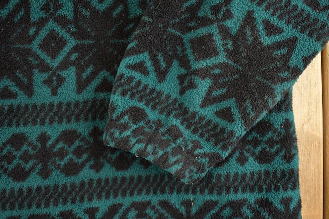 Vintage 1990s Eddie Bauer AOP Pocket Fleece Full Zip Sweater Men's L from propervintagecanada